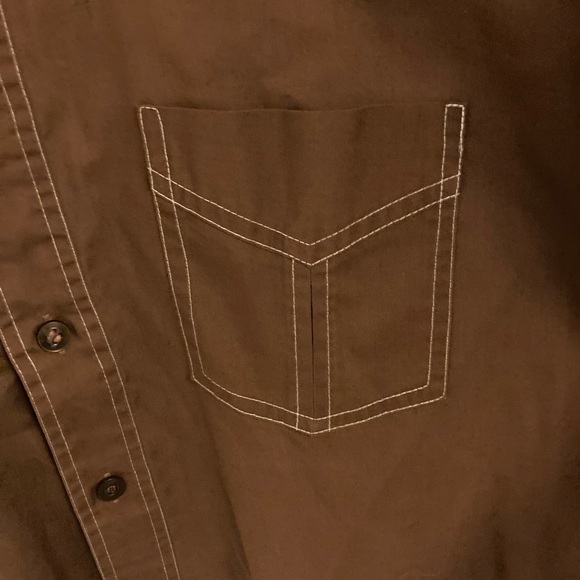 Vintage men’s button down shirt - Picture 9 of 10